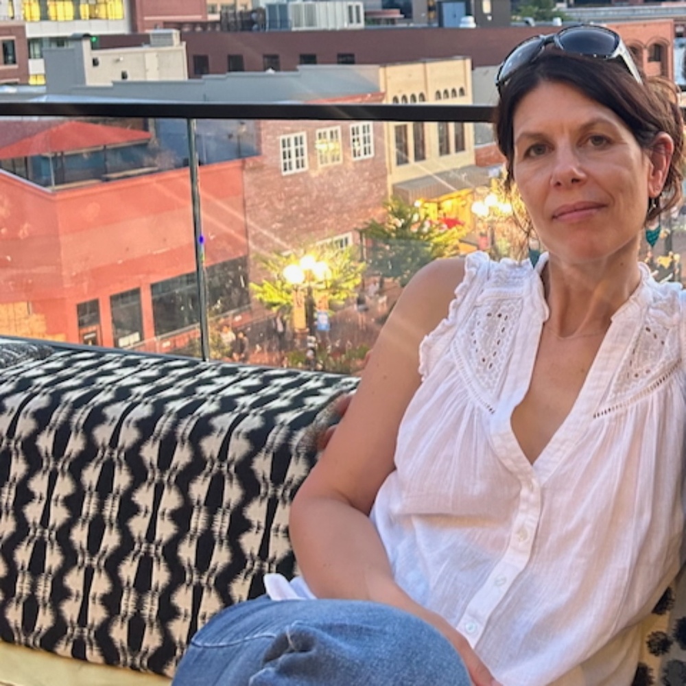 Meet your Posher, Yasmina